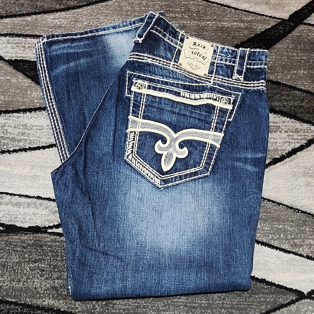 ROCK REVIVAL JASON EMBROIDERED FLEUR-DE-LIS RELAXED STRAIGHT DENIM JEAN